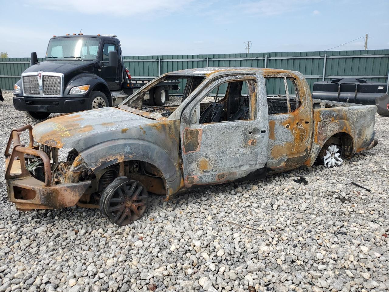NISSAN FRONTIER S