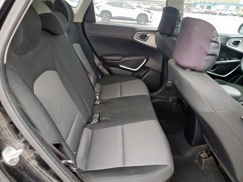 2020 KIA SOUL LX KNDJ23AU8L7735659