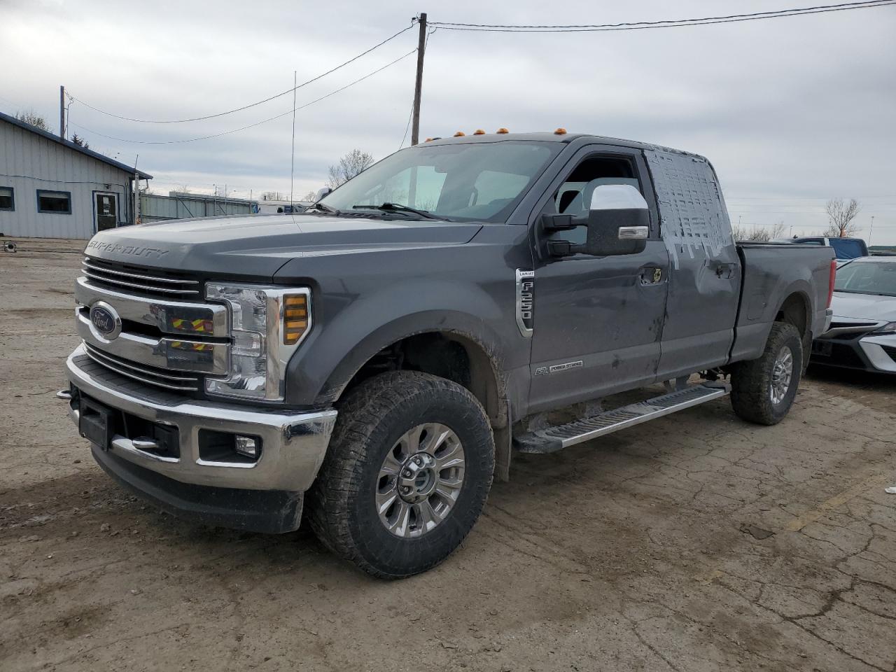 FORD F-250 SUPER DUTY