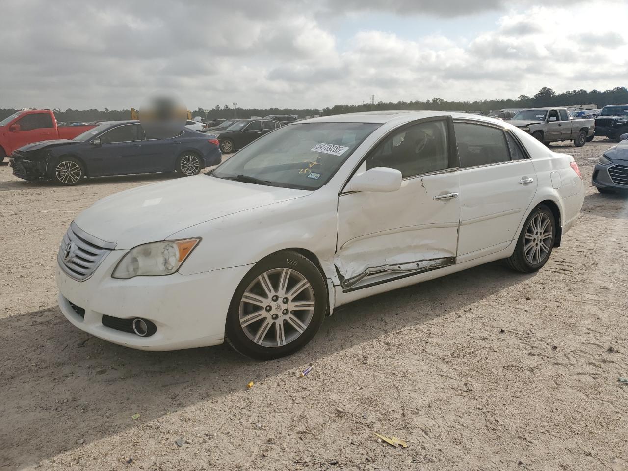TOYOTA AVALON XL