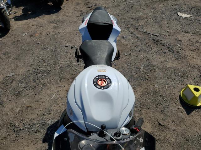 2019 SUZUKI GSX-R750 - JS1GR7MAXK7100384