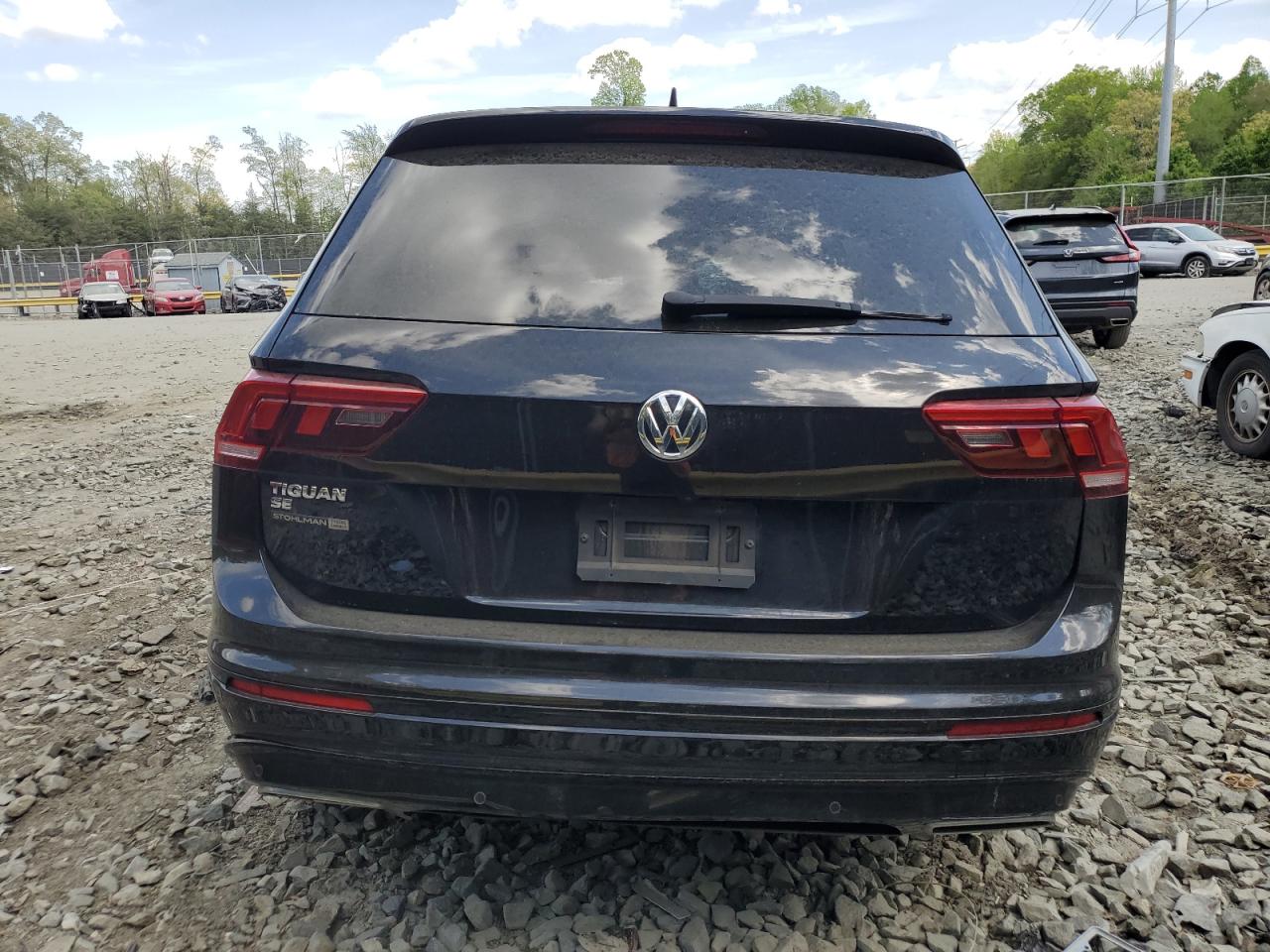 VOLKSWAGEN TIGUAN SE