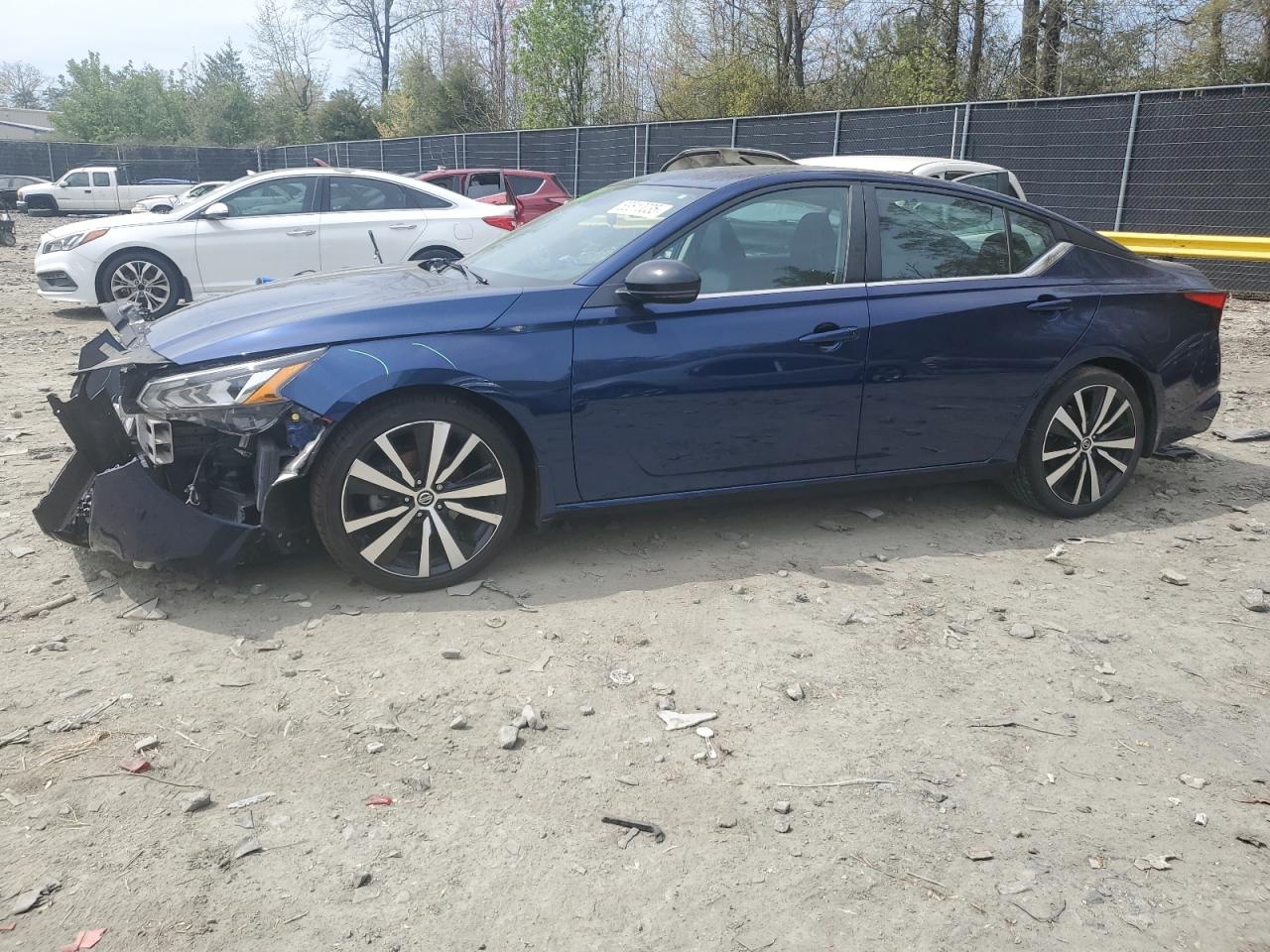 NISSAN ALTIMA SR