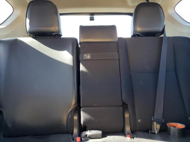 2016 TOYOTA RAV4 HV XL - JTMRJREV4GD033339