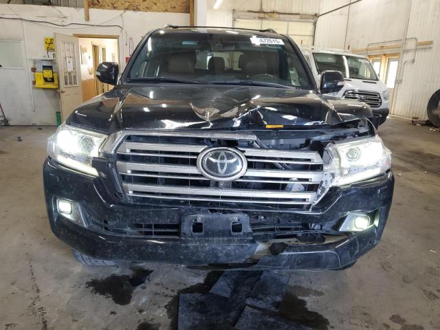 2017 TOYOTA LAND CRUIS JTMCY7AJ4H4060308