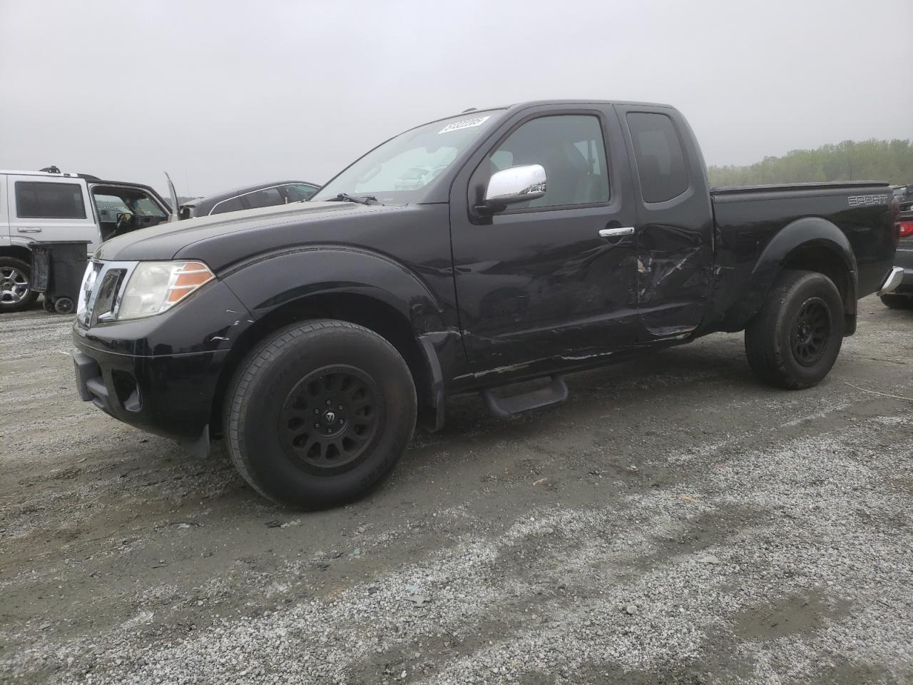 NISSAN FRONTIER SV