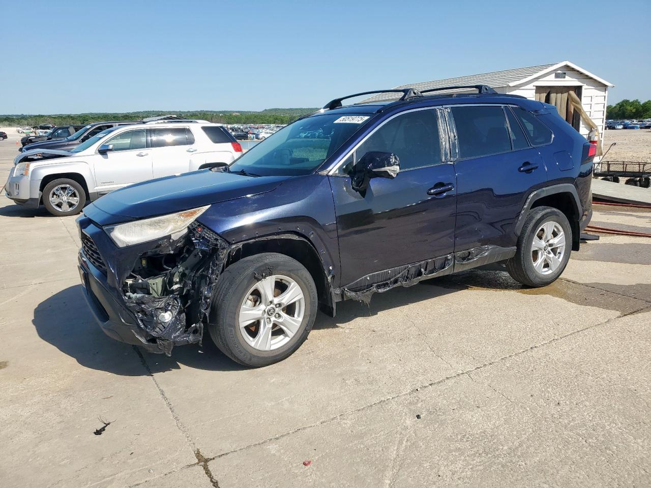 TOYOTA RAV4 XLE