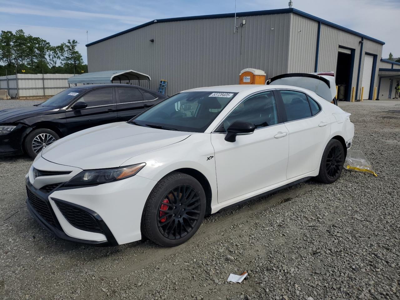 TOYOTA CAMRY SE NIGHT SHADE