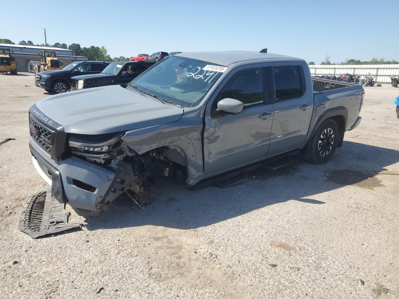 NISSAN FRONTIER S