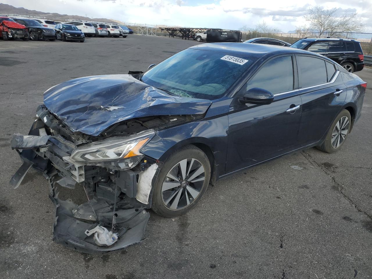  Salvage Nissan Altima