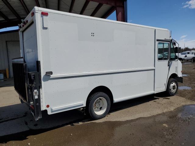 FREIGHTLINER CHASSIS M 2002 white step van diesel 4UZAANBW42CK16771 photo #4