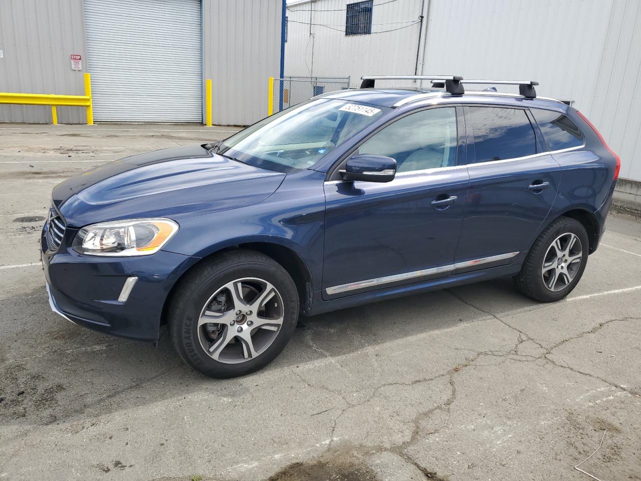 VOLVO XC60 T6 PREMIER