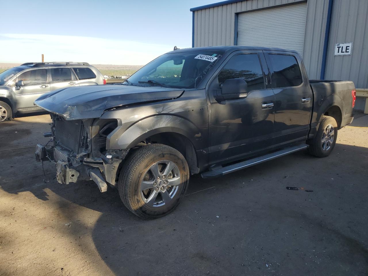FORD F-150 SUPERCREW