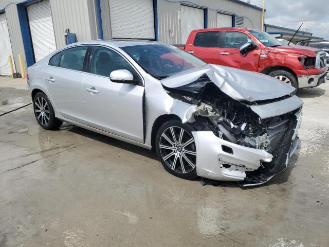 Vin: lyv402hmxhb129950, lot: 54382365, volvo s60 platinum 20174