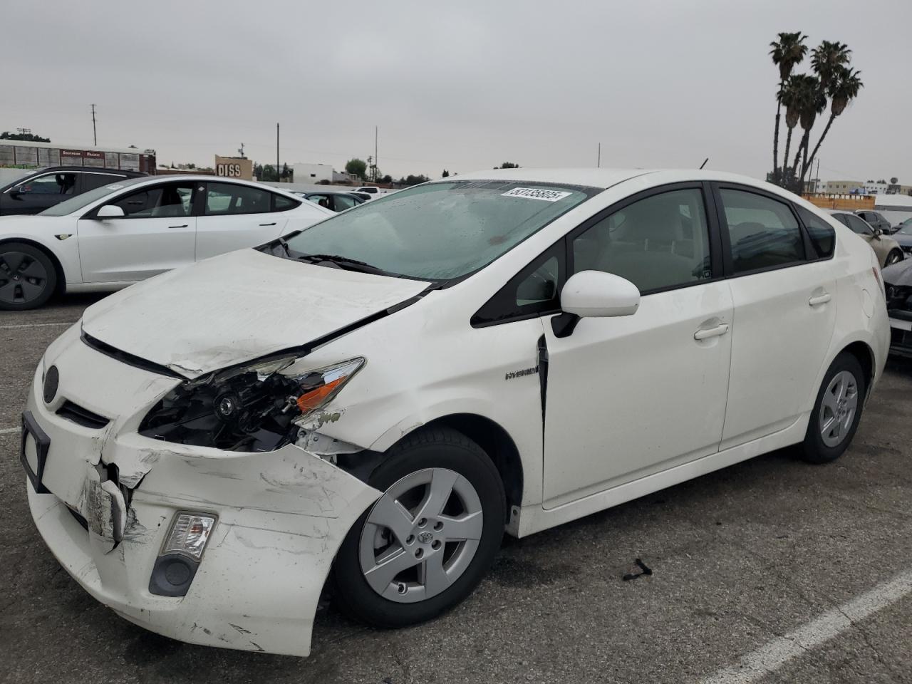  Salvage Toyota Prius