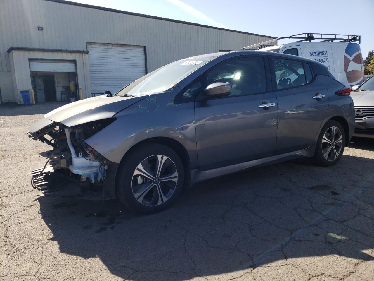 NISSAN LEAF SV PLUS