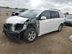 2019 TOYOTA SIENNA LE - 5TDKZ3DC7KS989984