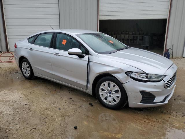 Vin: 3fa6p0g7xkr249228, lot: 49598145, ford fusion s 20194