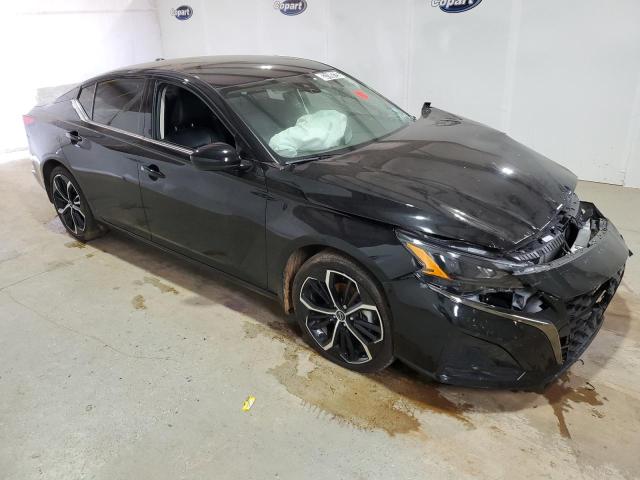 Vin: 1n4bl4cv6rn413304, lot: 53189725, nissan altima sr 20244