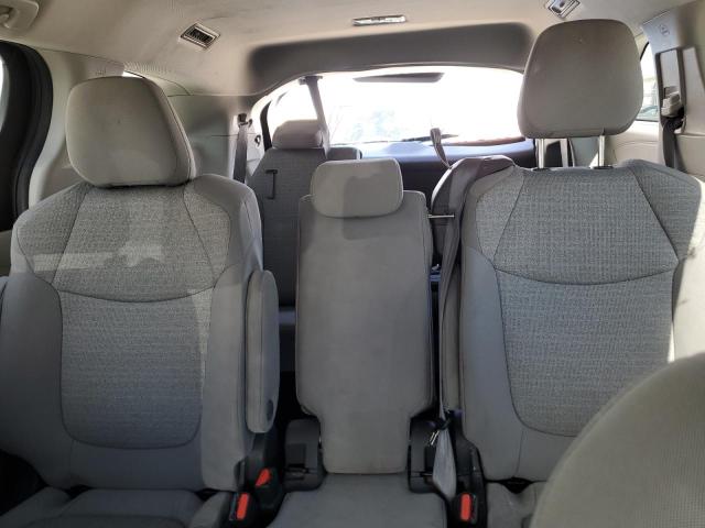 2022 TOYOTA SIENNA LE 5TDKRKEC6NS107295