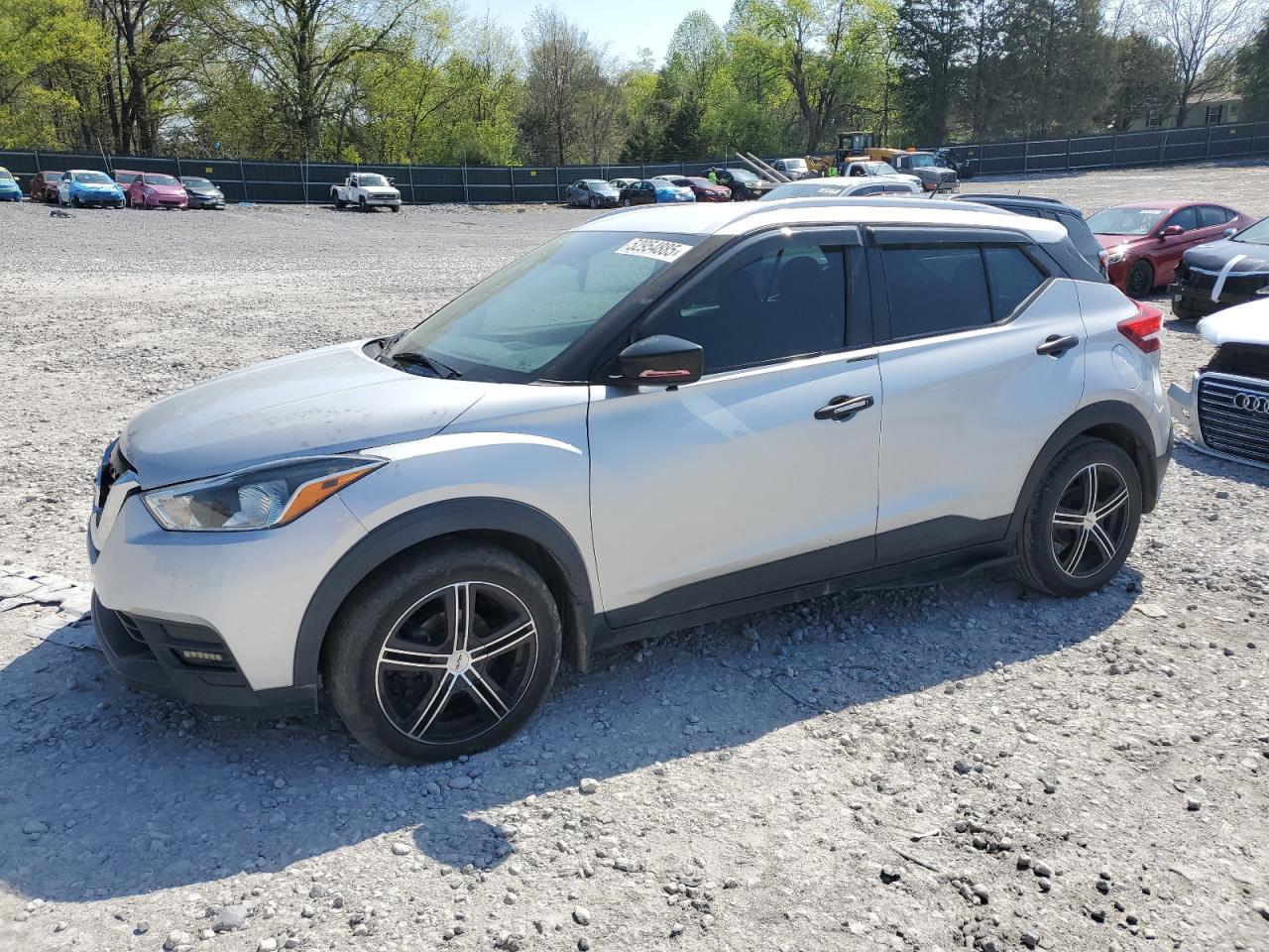 NISSAN KICKS S