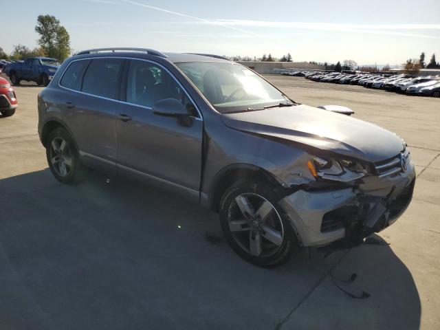 Vin: wvgef9bp4dd000385, lot: 52895495, volkswagen touareg v6 20134