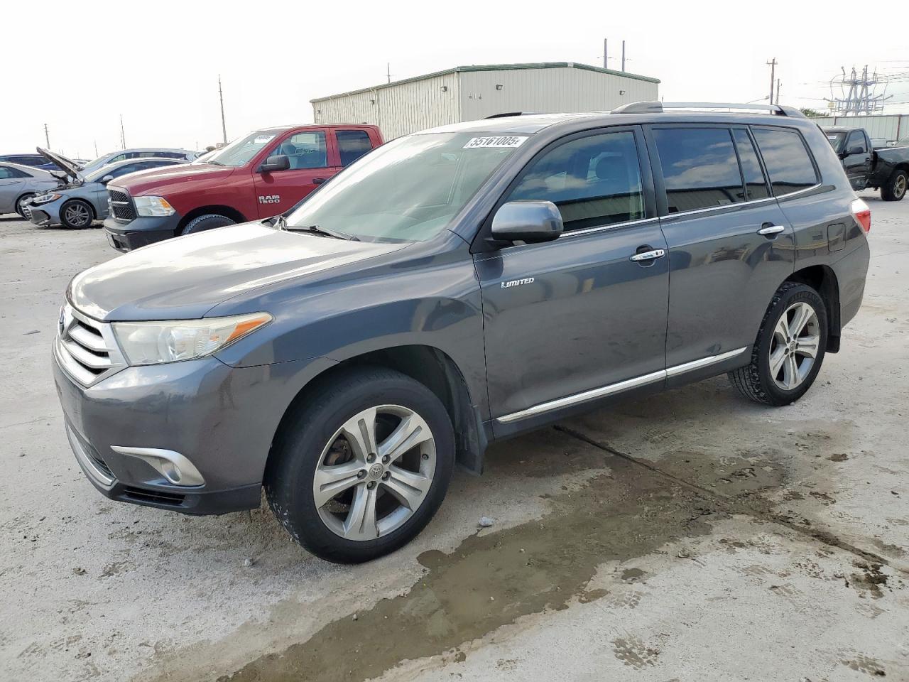 TOYOTA HIGHLANDER LIMITED