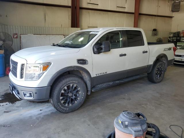 NISSAN TITAN SV