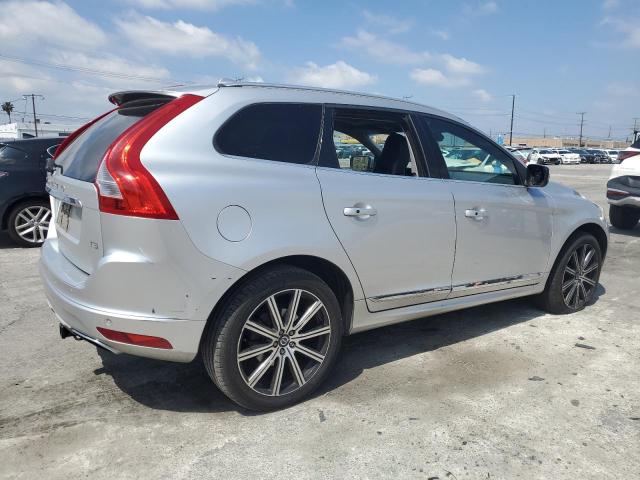 2016 VOLVO XC60 T5 PR YV440MDK8G2834257