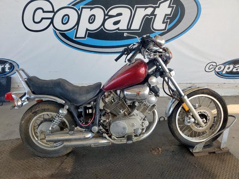 YAMAHA XV700 1984 burgundy  gas JYA42W008EA002381 photo #1