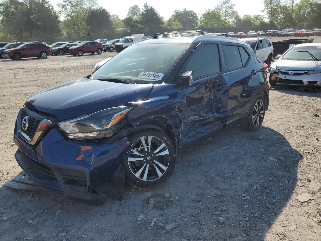 NISSAN KICKS S