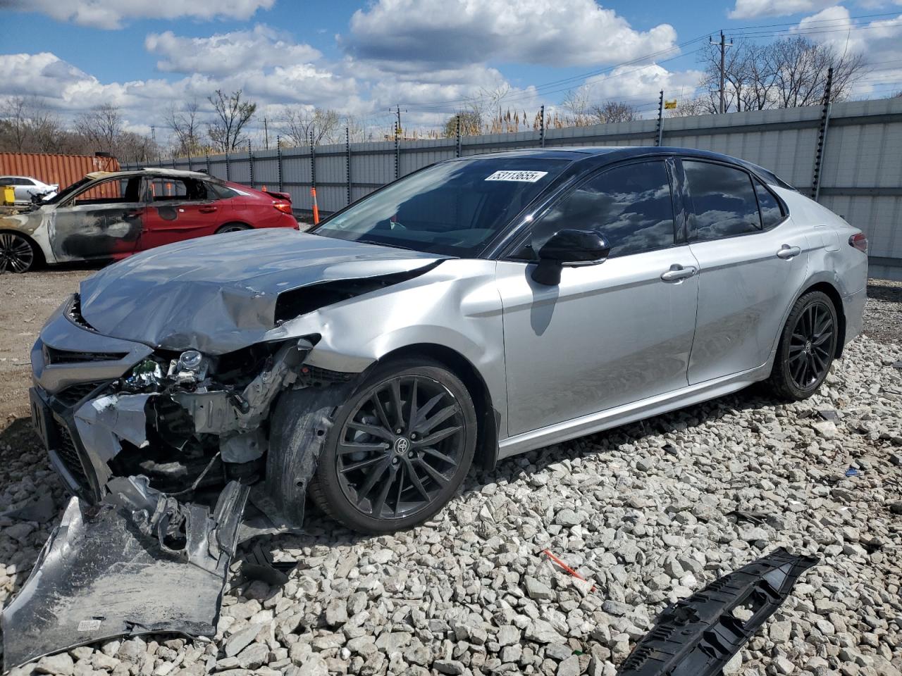 TOYOTA CAMRY TRD