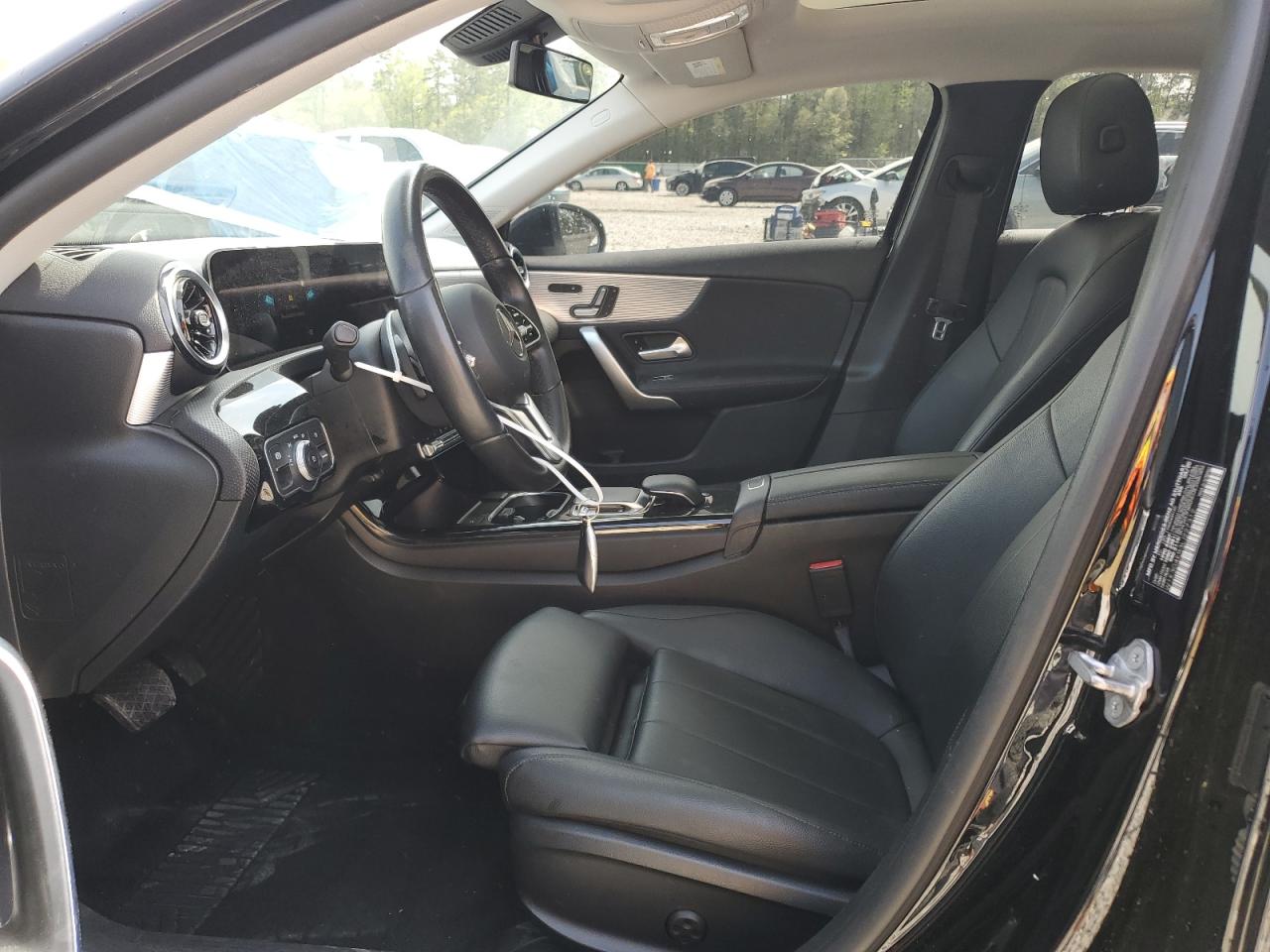 MERCEDES-BENZ A-CLASS 220