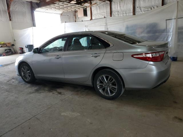 Vin: 4t1bf1fk7hu697592, lot: 53227605, toyota camry le 20172