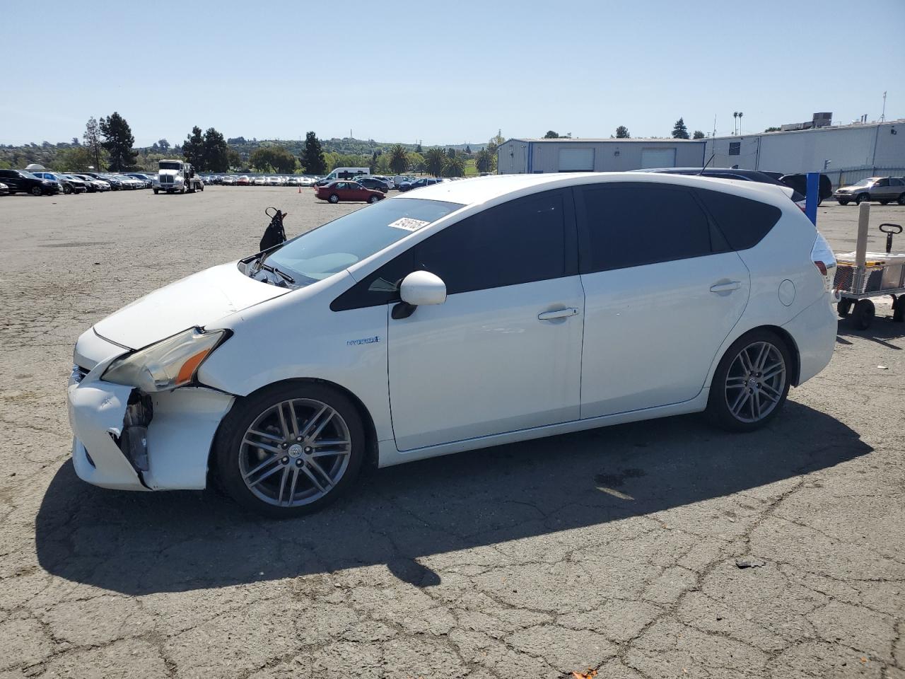 TOYOTA PRIUS V