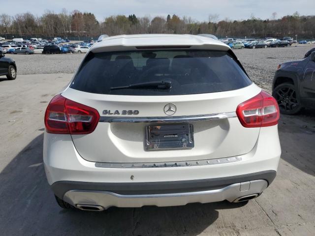 2018 MERCEDES-BENZ GLA 250 - WDCTG4EB0JJ490312
