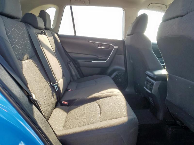 2021 TOYOTA RAV4 XLE - 2T3W1RFV7MC090071