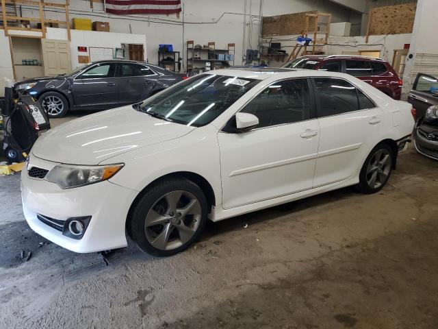 Vin: 4t1bf1fk2eu807833, lot: 53931545, toyota camry l 2014 img_1