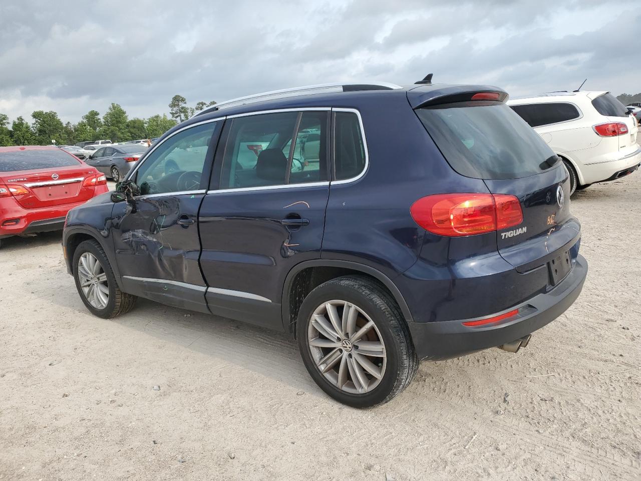 VOLKSWAGEN TIGUAN S
