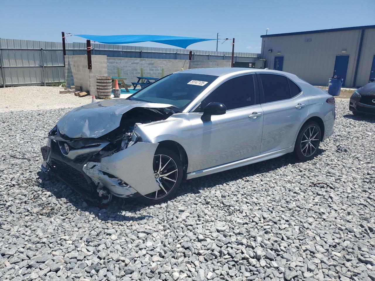 TOYOTA CAMRY SE