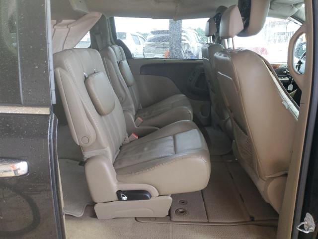 2015 CHRYSLER TOWN & COU - 2C4RC1CG5FR628504