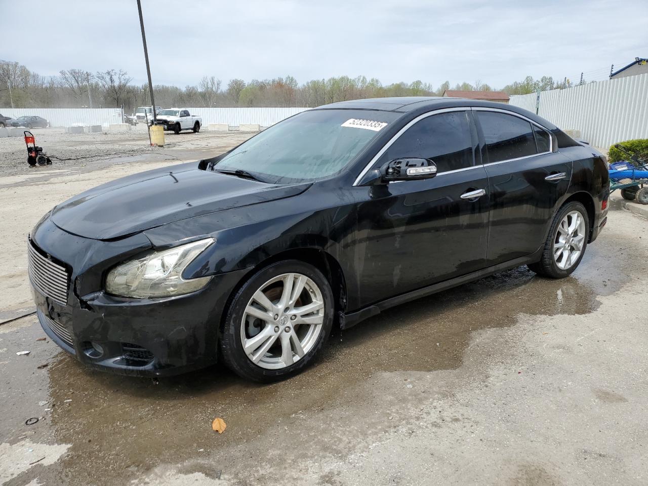 NISSAN MAXIMA S