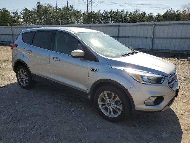 2019 FORD ESCAPE SE 1FMCU0GD0KUB96247