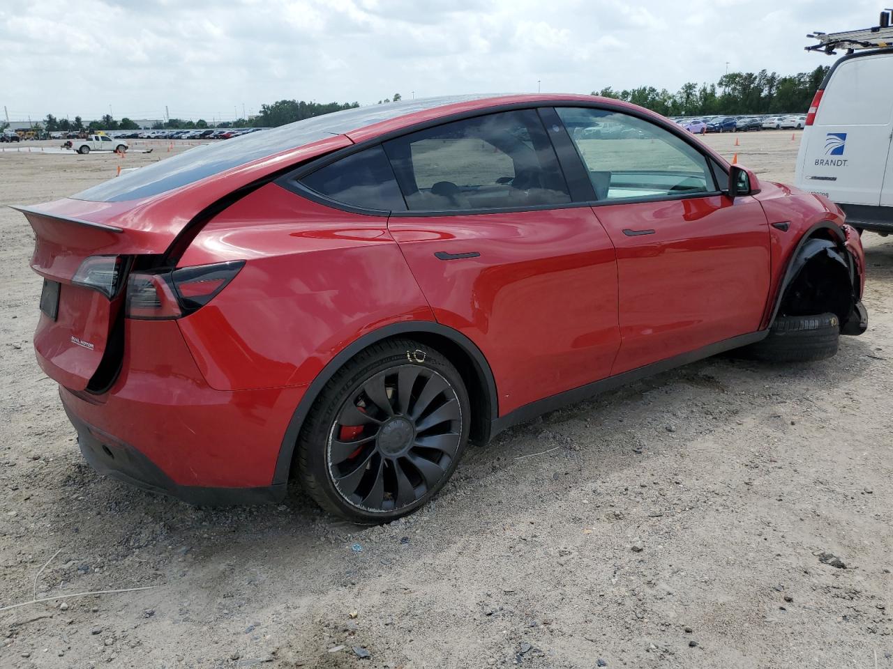 Tesla Model y 2023