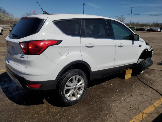 Vin: 1fmcu9gd6kub85600, lot: 53521945, ford escape se 20193