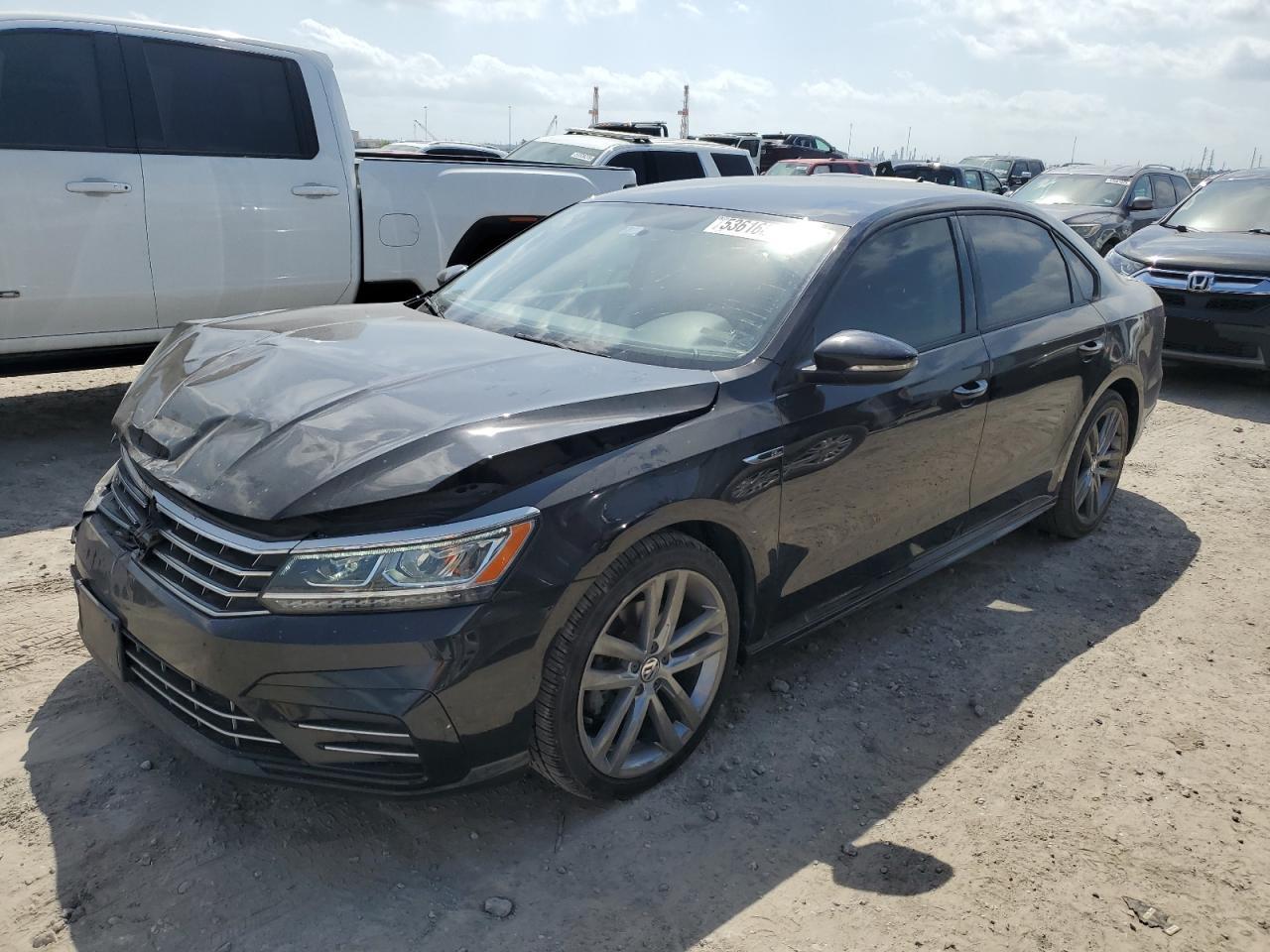 VOLKSWAGEN PASSAT S