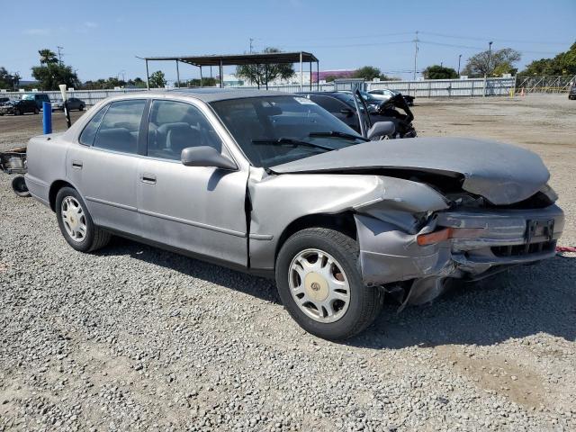 Vin: jt2gk12e6r0055565, lot: 54031255, toyota camry le 19944