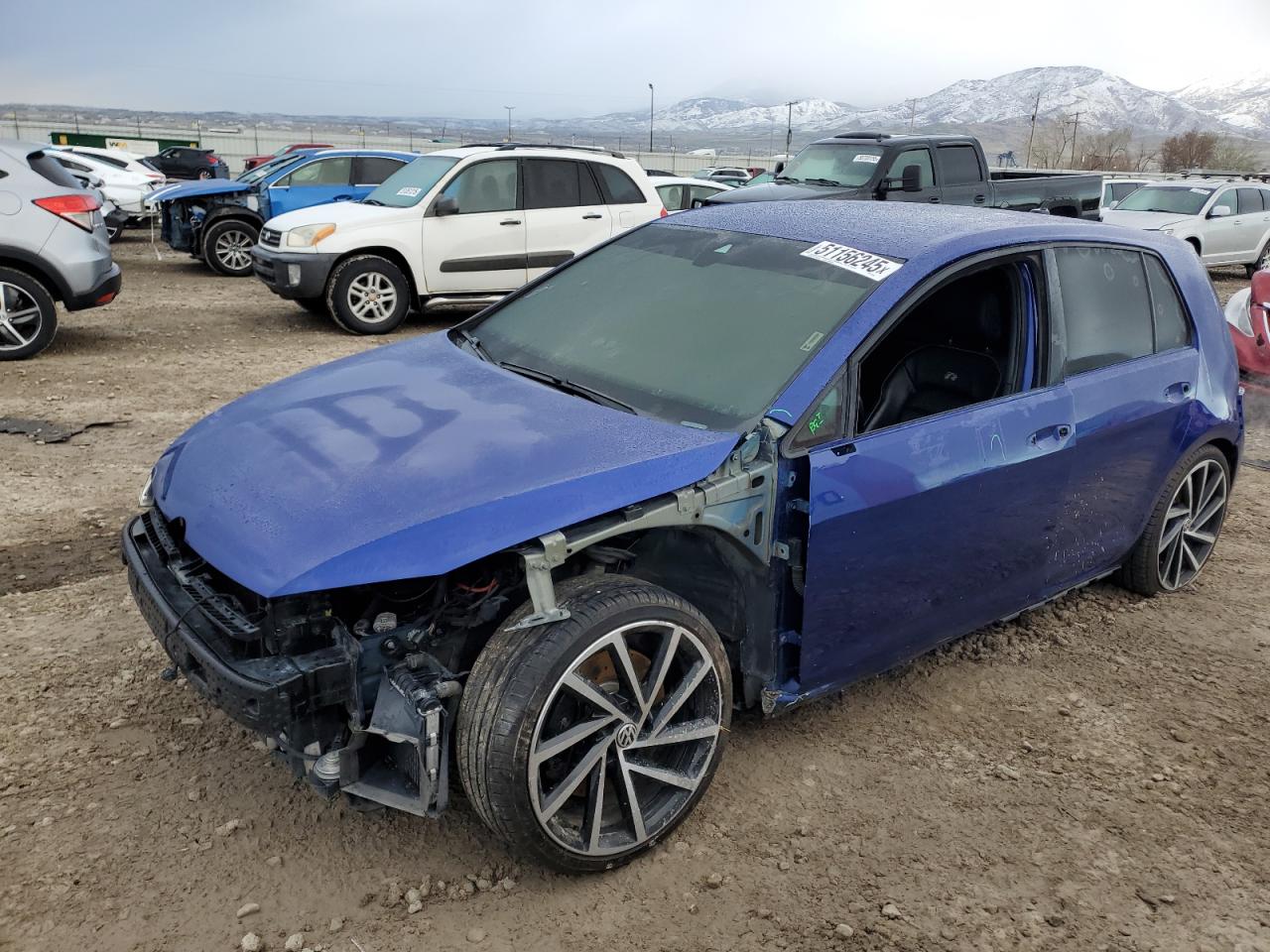 VOLKSWAGEN GOLF R