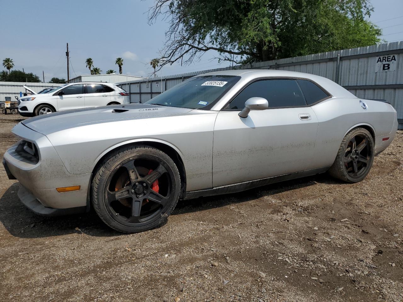 DODGE CHALLENGER SRT-8