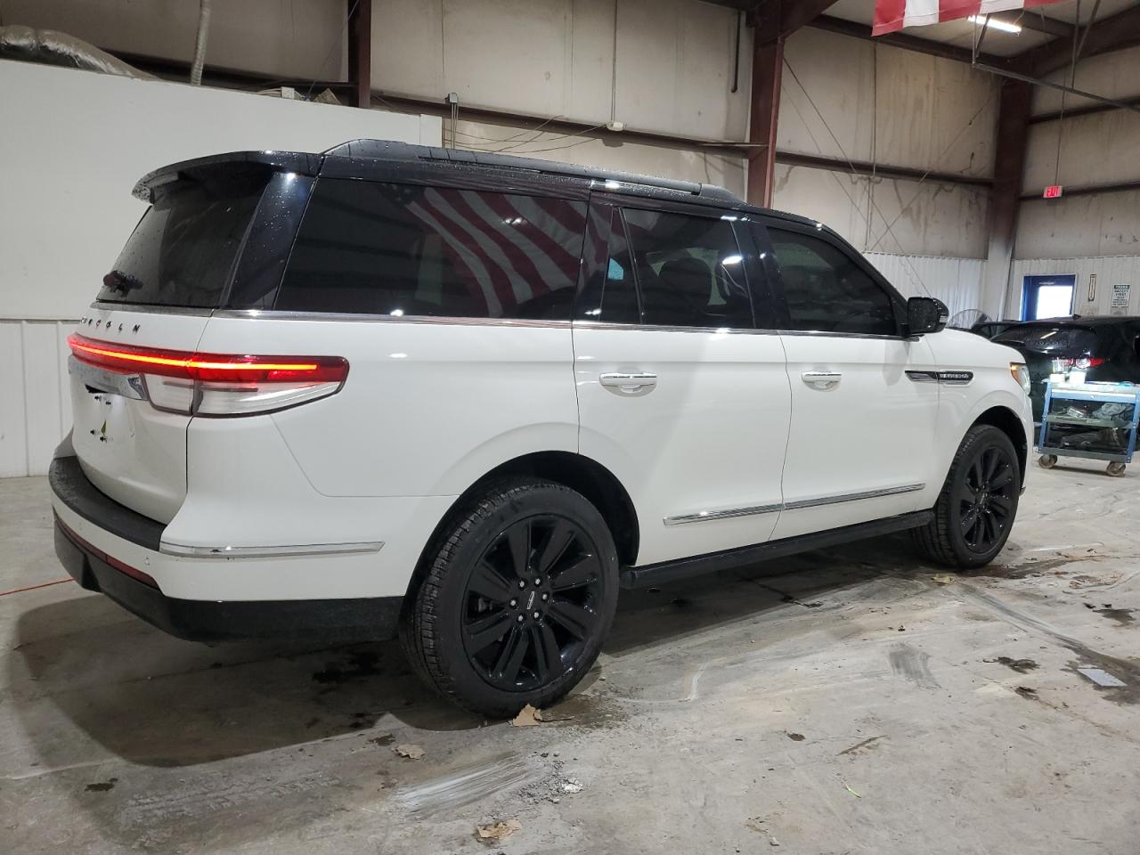 LINCOLN NAVIGATOR BLACK LABEL